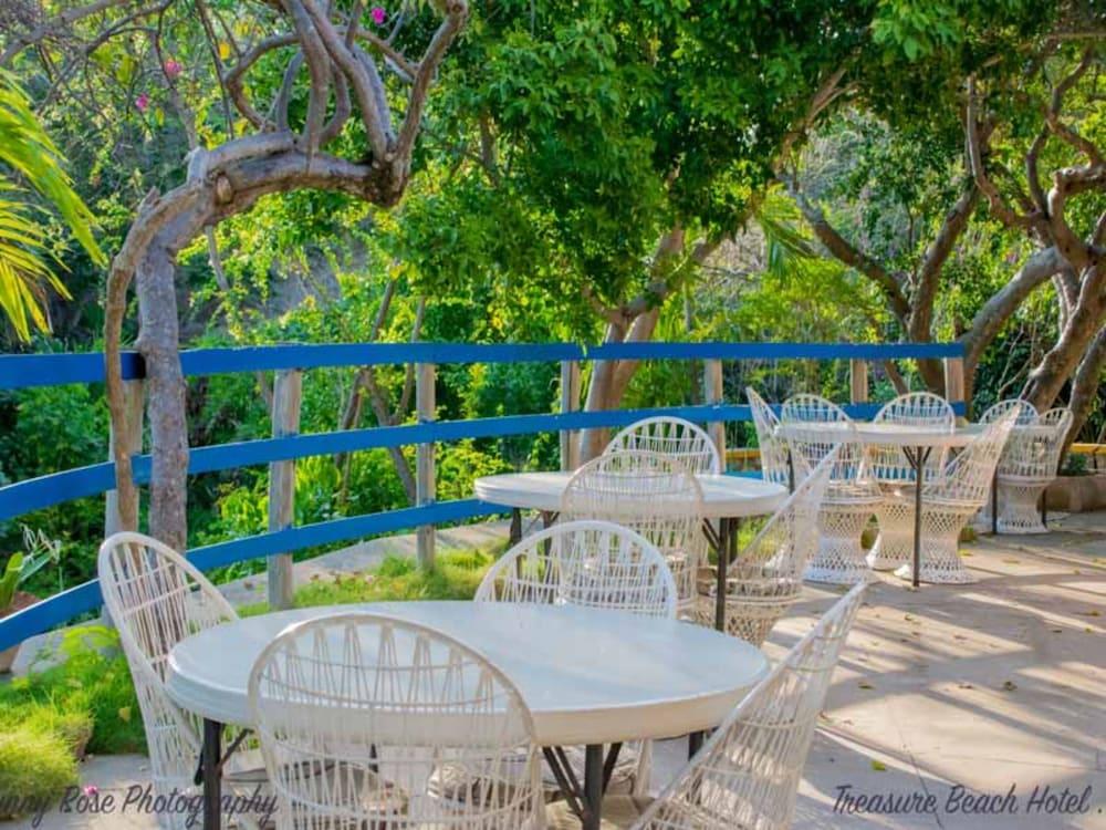 Treasure Beach Hotel Εξωτερικό φωτογραφία