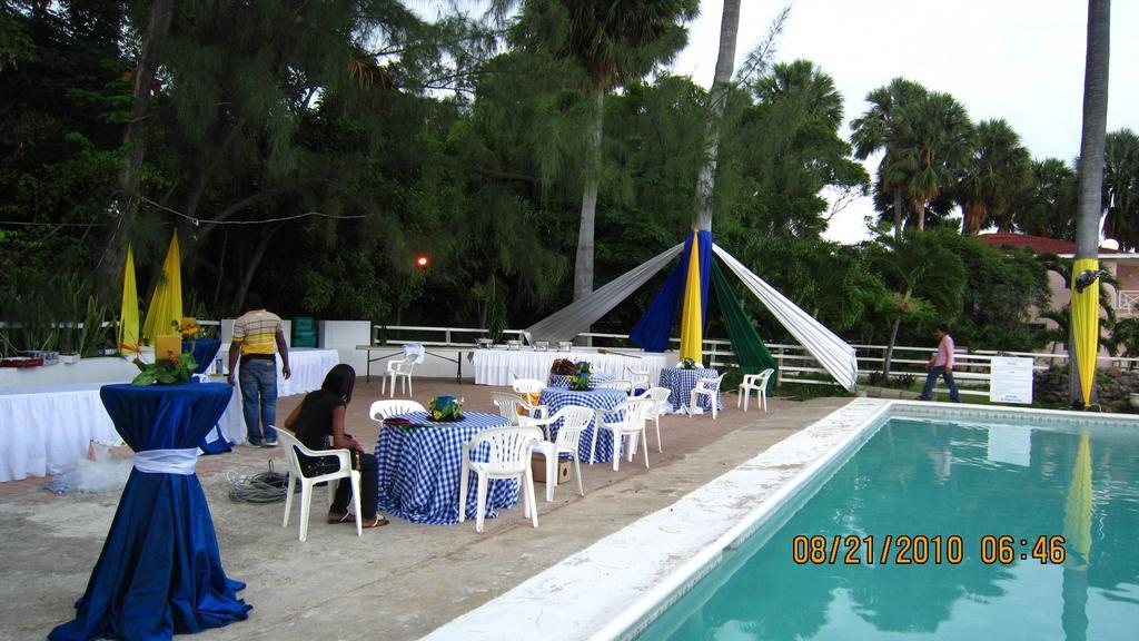 Treasure Beach Hotel Εξωτερικό φωτογραφία