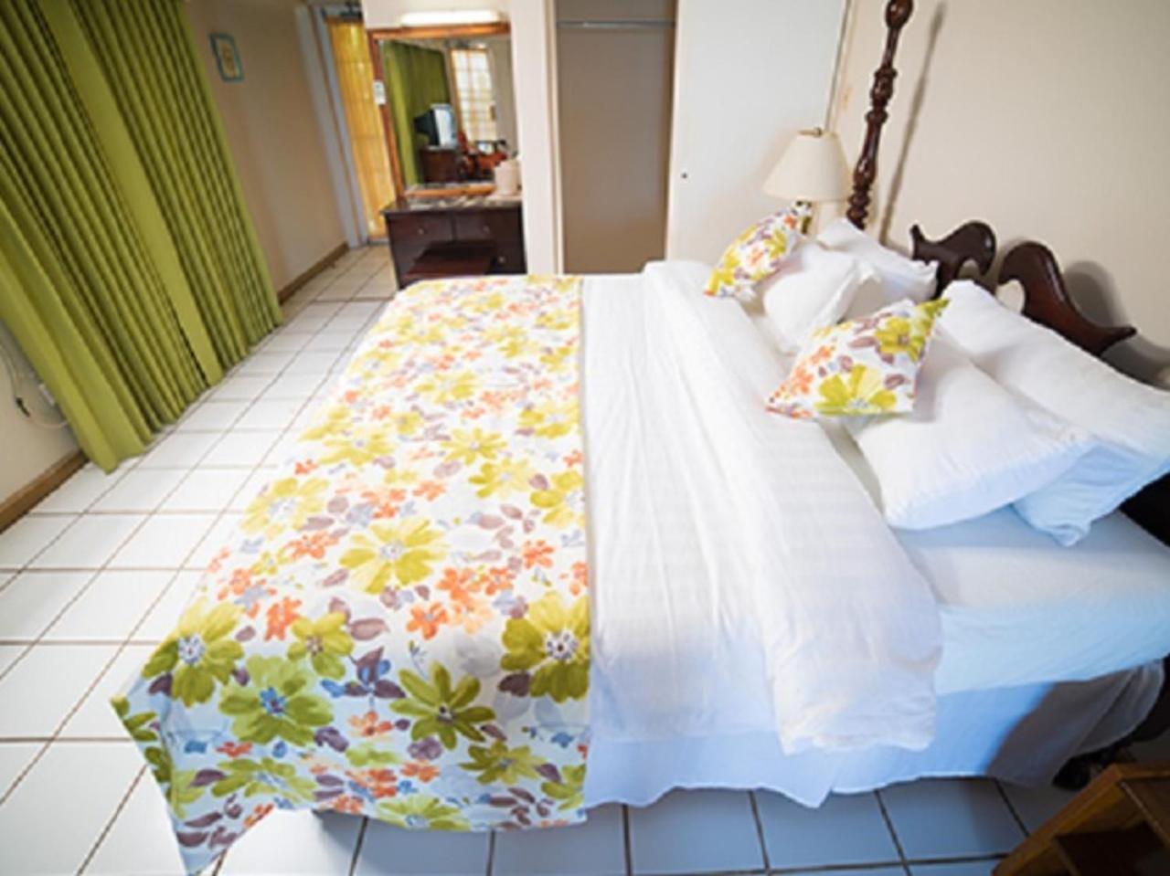 Treasure Beach Hotel Εξωτερικό φωτογραφία